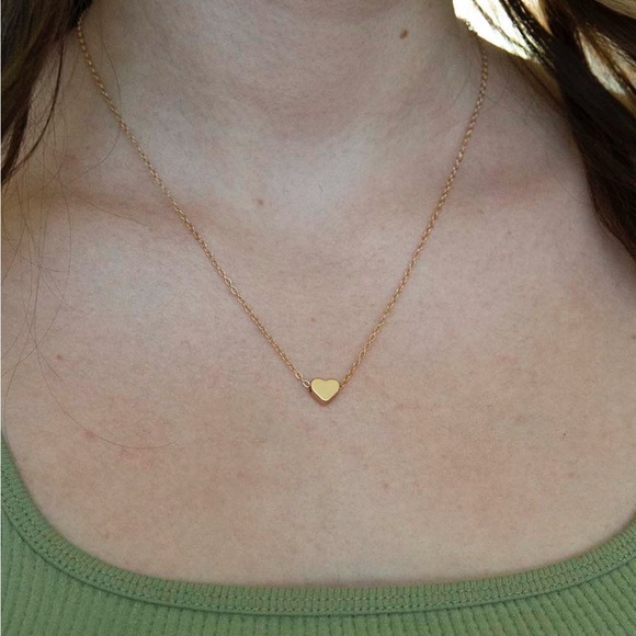 Gold Heart Pendant Necklace - Picture 2 of 3